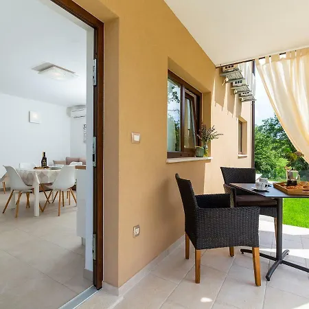 Gioia Appartement *